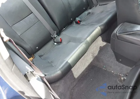 2005 Honda Accord 3.0 Ex from USA, damaged, VIN 1HGCM82775A009663